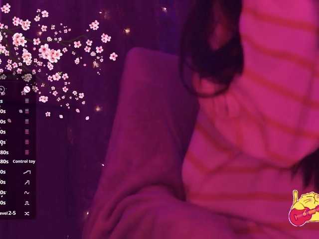 Karo1ina1 live cam on BongaCams