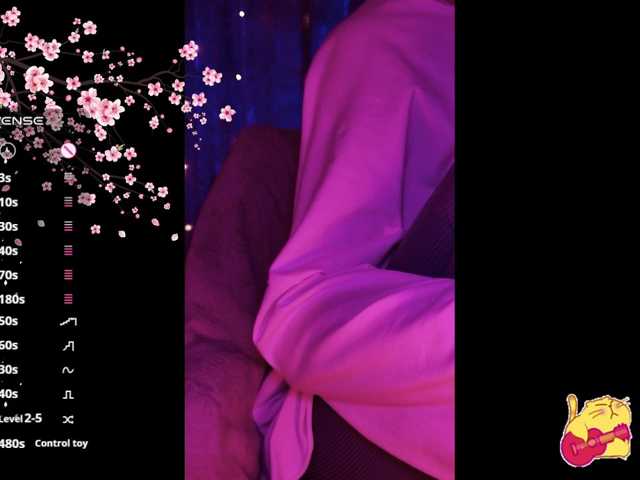 Karo1ina1 live cam on BongaCams