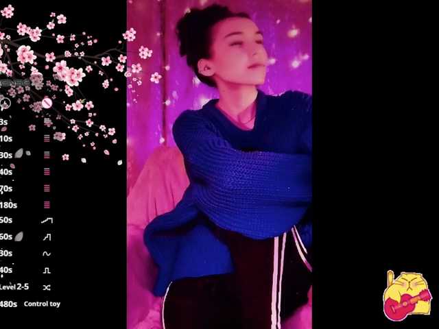 Karo1ina1 live cam on BongaCams
