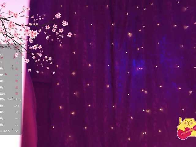 Karo1ina1 live cam on BongaCams