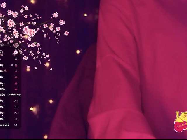 Karo1ina1 live cam on BongaCams