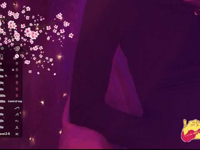 Karo1ina1 live cam on BongaCams