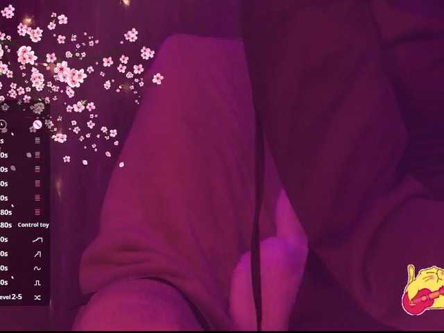 Karo1ina1 live cam on BongaCams