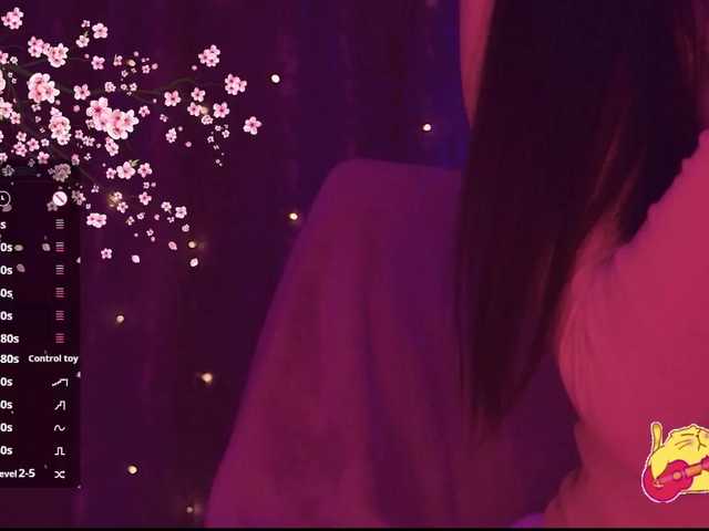 Karo1ina1 live cam on BongaCams