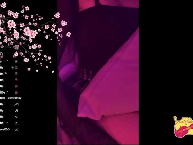 Karo1ina1 live cam on BongaCams