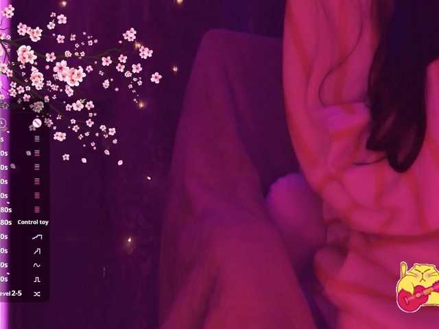 Karo1ina1 live cam on BongaCams