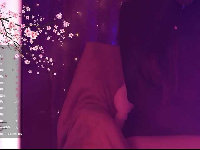 Karo1ina1 live cam on BongaCams