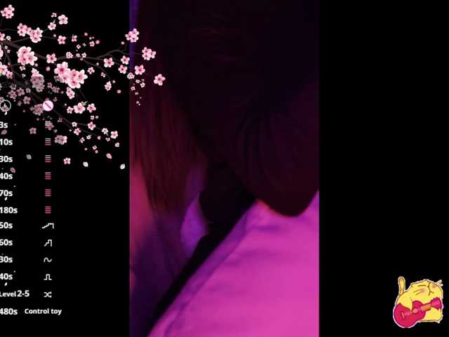 Karo1ina1 live cam on BongaCams