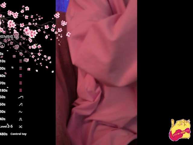 Karo1ina1 live cam on BongaCams
