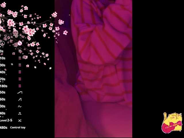 Karo1ina1 live cam on BongaCams
