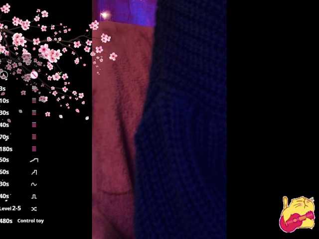 Karo1ina1 live cam on BongaCams
