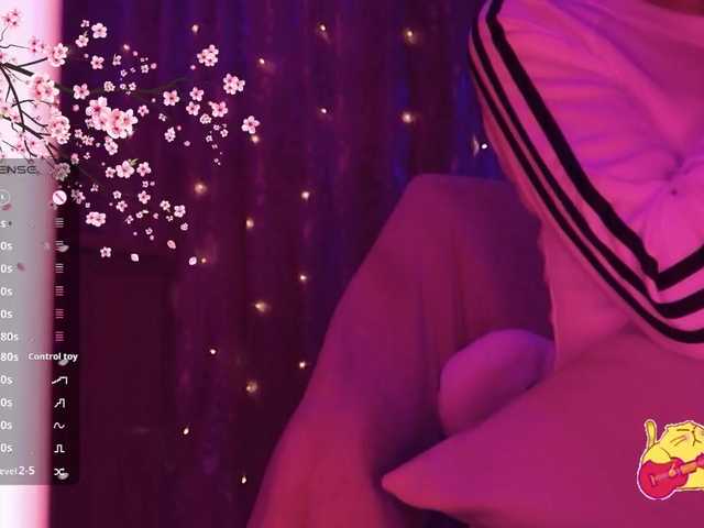 Karo1ina1 live cam on BongaCams