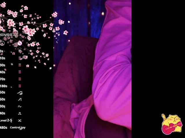 Karo1ina1 live cam on BongaCams