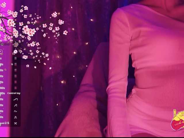 Karo1ina1 live cam on BongaCams