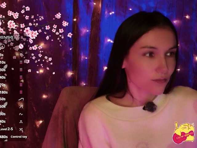 Karo1ina1 live cam on BongaCams