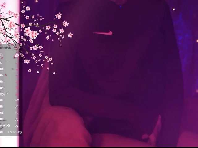Karo1ina1 live cam on BongaCams