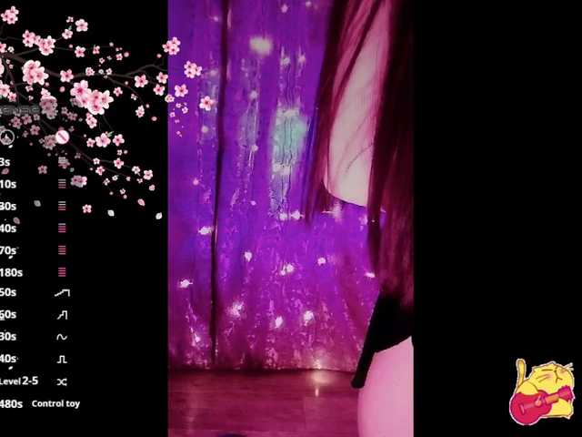 Karo1ina1, en directo ahora en BongaCams