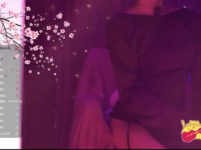 Karo1ina1 live cam on BongaCams