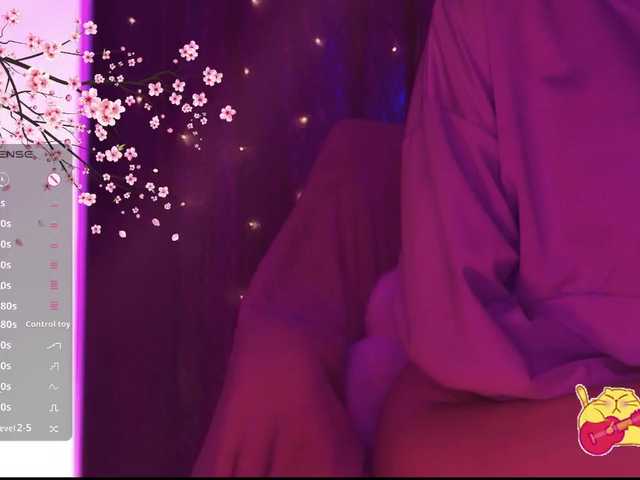 Karo1ina1 live cam on BongaCams