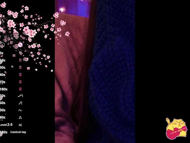 Karo1ina1 live cam on BongaCams