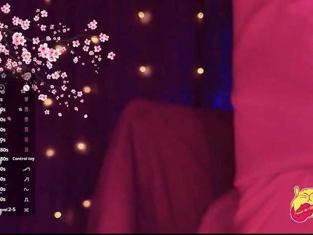 Karo1ina1 live cam on BongaCams
