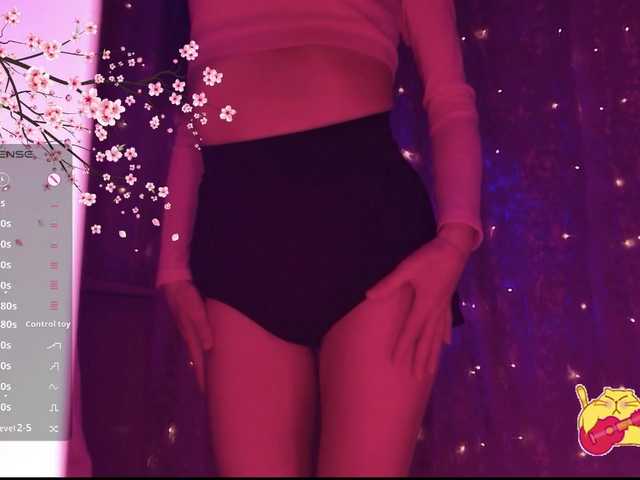 Karo1ina1 live cam on BongaCams