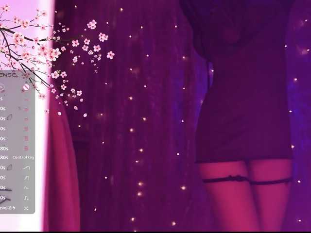 Karo1ina1 live cam on BongaCams