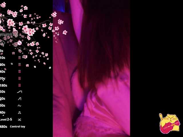 Karo1ina1, en directo ahora en BongaCams