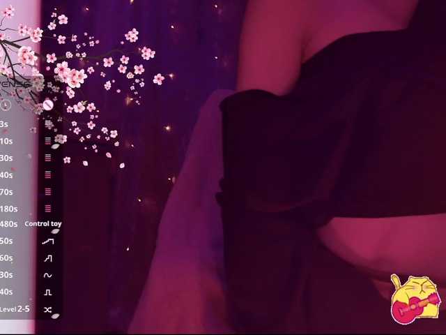 Karo1ina1 live cam on BongaCams
