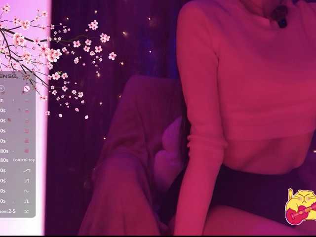 Karo1ina1 live cam on BongaCams