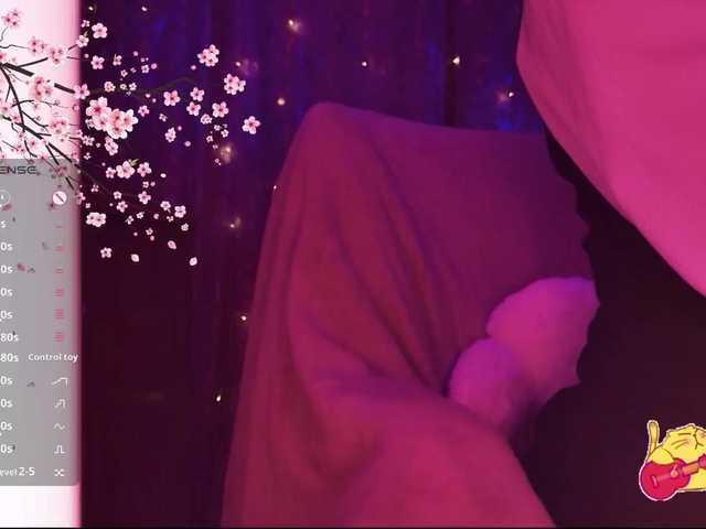 Karo1ina1 live cam on BongaCams