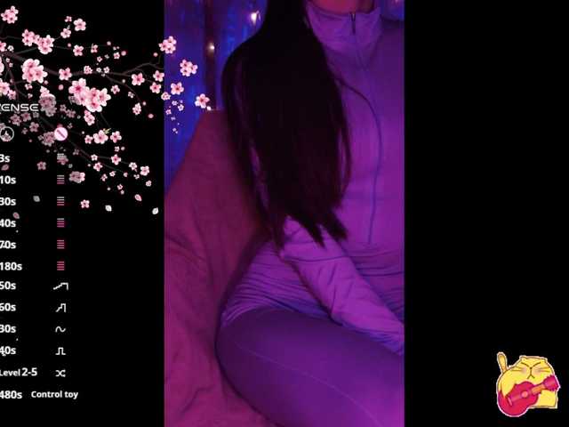 Karo1ina1 live cam on BongaCams