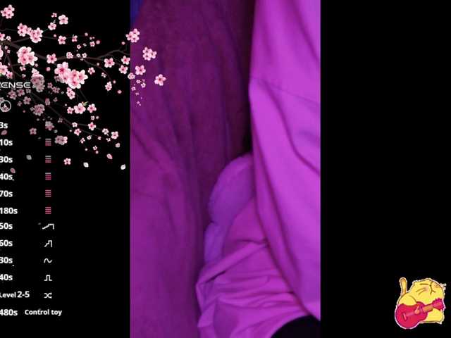 Karo1ina1 live cam on BongaCams
