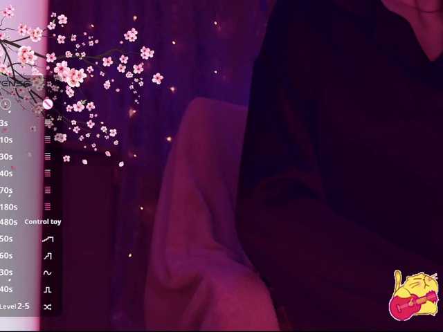 Karo1ina1 live cam on BongaCams