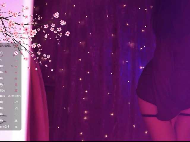 Karo1ina1 live cam on BongaCams
