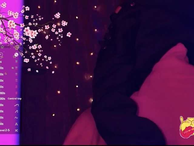 Karo1ina1 live cam on BongaCams