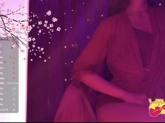 Karo1ina1 live cam on BongaCams