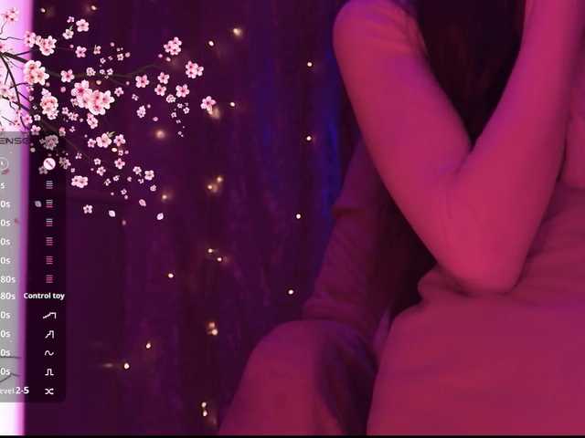 Karo1ina1 live cam on BongaCams