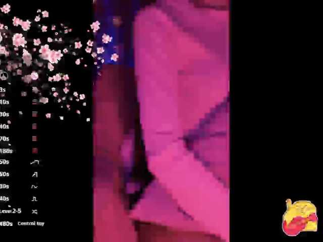 Karo1ina1 live cam on BongaCams