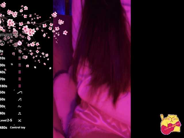 Karo1ina1, en directo ahora en BongaCams