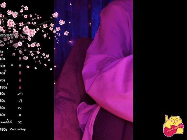 Karo1ina1 live cam on BongaCams