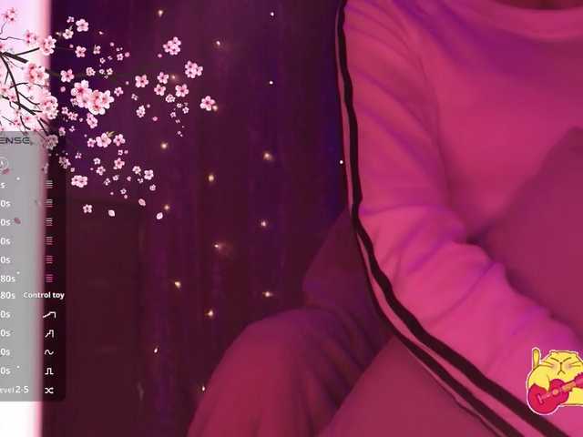 Karo1ina1 live cam on BongaCams
