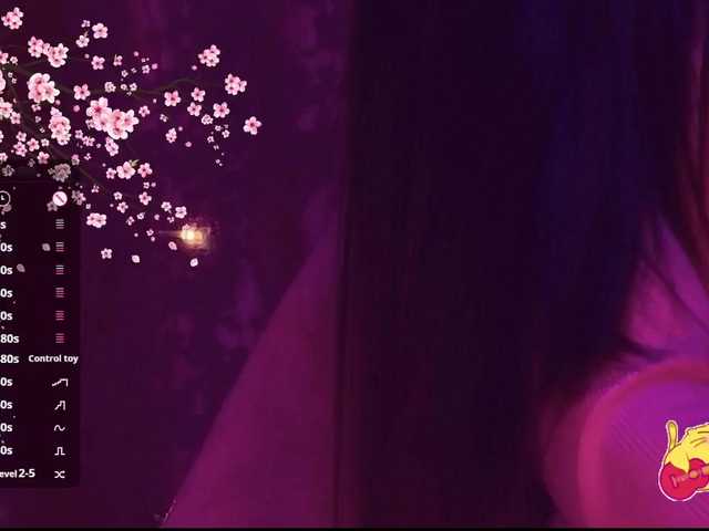 Karo1ina1 live cam on BongaCams