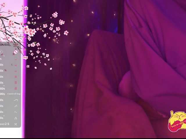 Karo1ina1 live cam on BongaCams