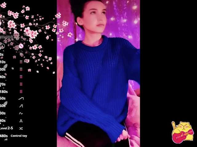 Karo1ina1 live cam on BongaCams