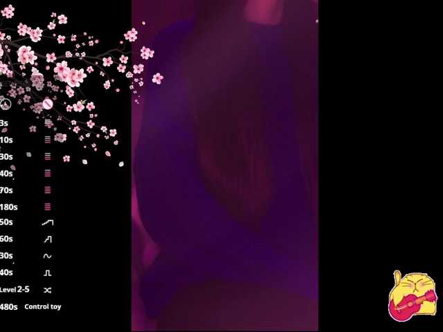 Karo1ina1 live cam on BongaCams