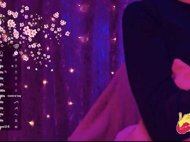 Karo1ina1 live cam on BongaCams