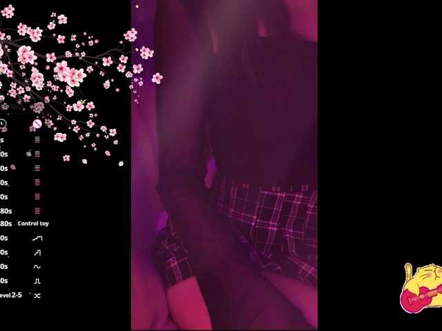Karo1ina1 live cam on BongaCams