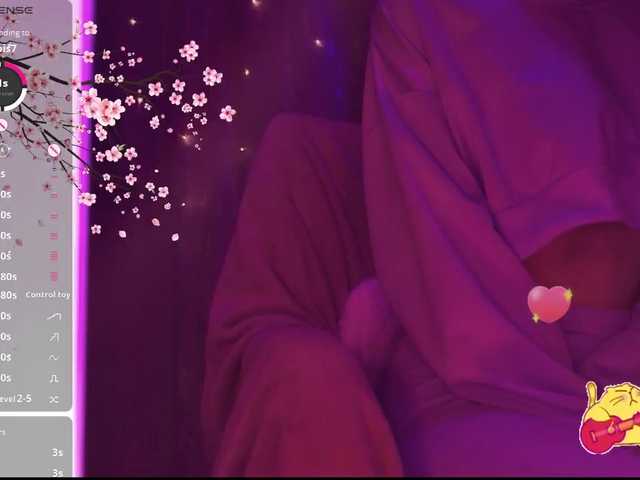 Karo1ina1 live cam on BongaCams
