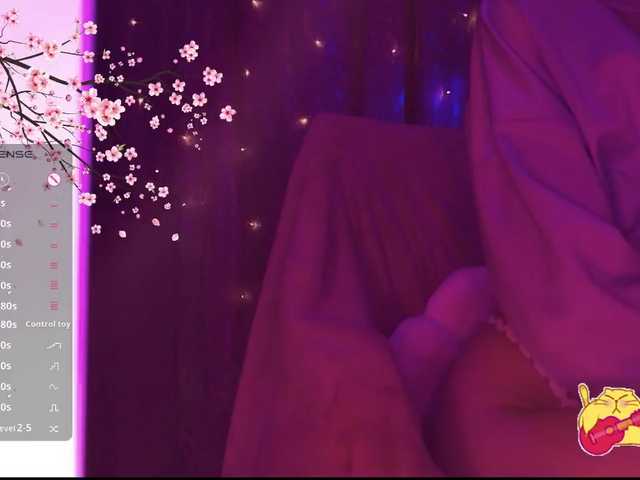 Karo1ina1 live cam on BongaCams